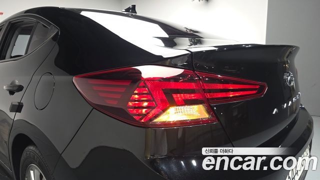 Hyundai AVANTE 2020 — photo 9