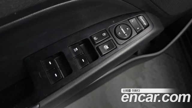 Hyundai AVANTE 2020 — photo 27