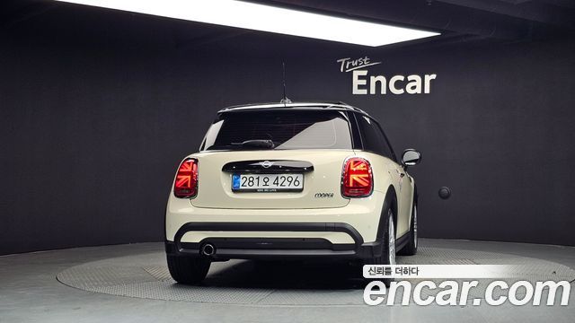Mini Cooper 2022 — photo 4
