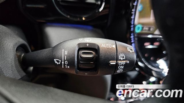 Mini Cooper 2022 — photo 25