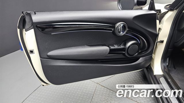 Mini Cooper 2022 — photo 14