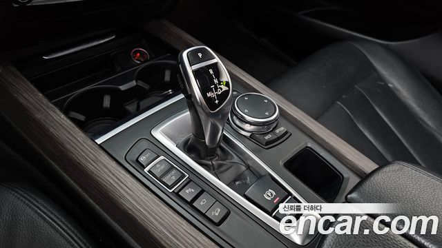 BMW X5 2015 — photo 12