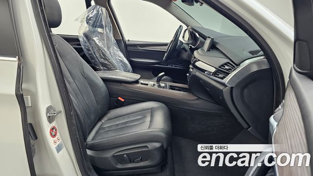 BMW X5 2015 — photo 17