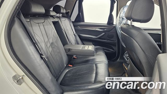 BMW X5 2015 — photo 18