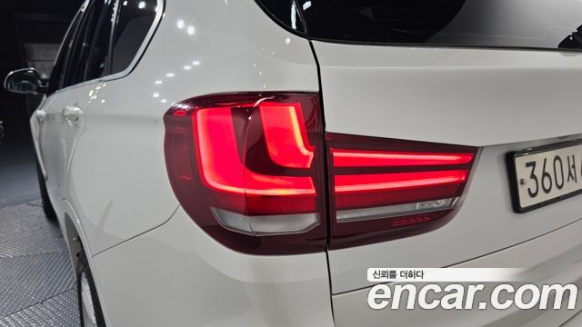 BMW X5 2015 — photo 9