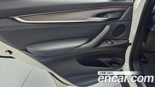 BMW X5 2015 — photo 15