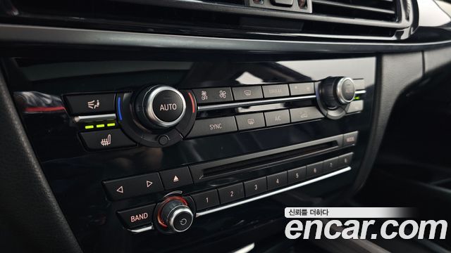 BMW X5 2015 — photo 29