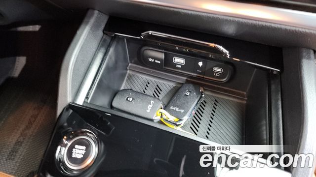 Kia Sportage 2023 — photo 18