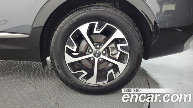Kia Sportage 2023 — photo 7