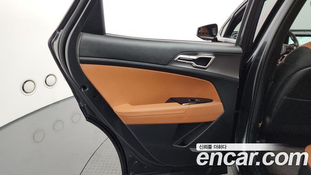 Kia Sportage 2023 — photo 15