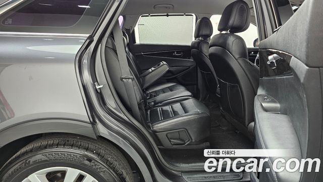 Kia Sorento 2015 — photo 17