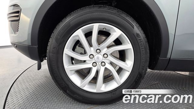 Land Rover Discovery Sport 2018 — photo 5