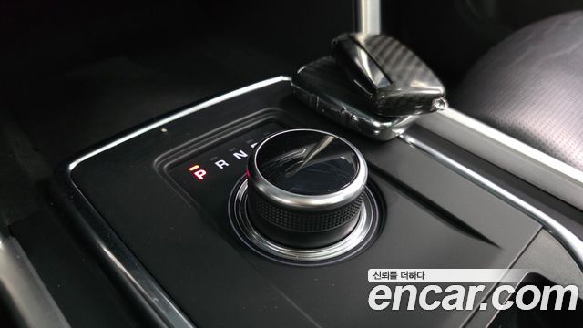 Land Rover Discovery Sport 2018 — photo 9