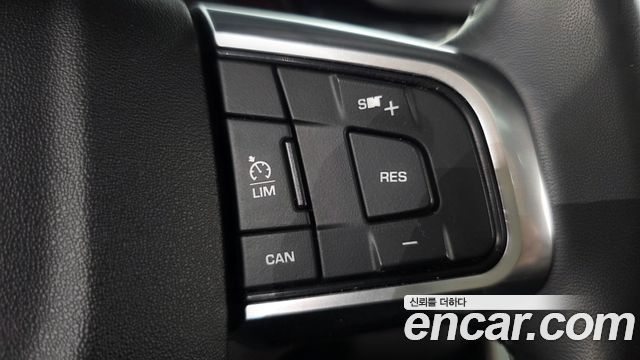Land Rover Discovery Sport 2018 — photo 19