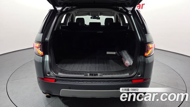 Land Rover Discovery Sport 2018 — photo 20