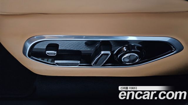 Jeep Cherokee 2023 — photo 31