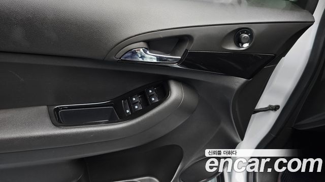 Chevrolet Korea Orlando 2012 — photo 16
