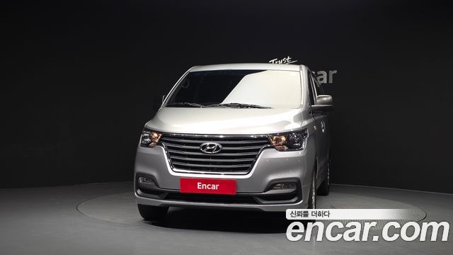 Hyundai Starex 2021 — photo 3