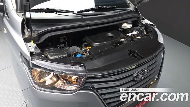 Hyundai Starex 2021 — photo 6
