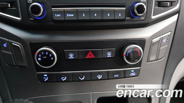 Hyundai Starex 2021 — photo 21