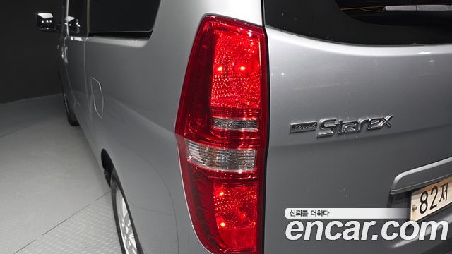Hyundai Starex 2021 — photo 9
