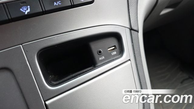 Hyundai Starex 2021 — photo 29