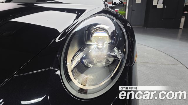 Porsche 911 2017 — photo 8