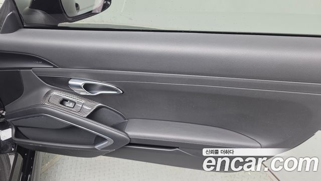 Porsche 911 2017 — photo 15