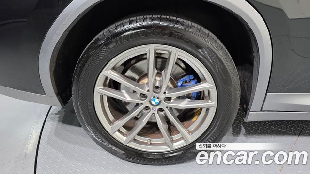 BMW X4 2021 — photo 5