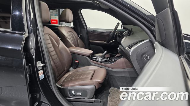 BMW X4 2021 — photo 17