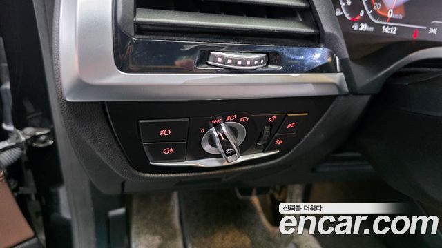 BMW X4 2021 — photo 28