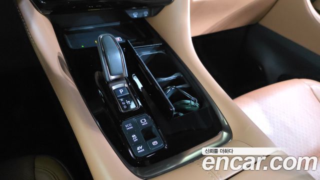 Toyota Alphard 2025 — photo 9