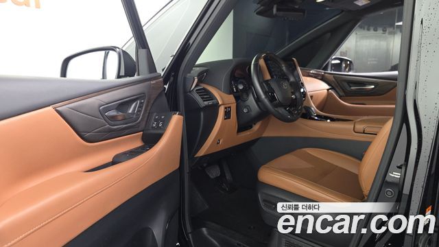 Toyota Alphard 2025 — photo 10