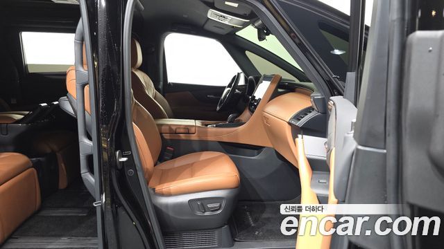 Toyota Alphard 2025 — photo 11