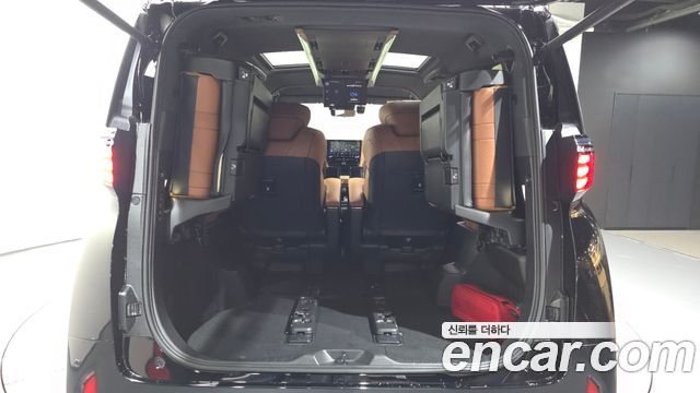 Toyota Alphard 2025 — photo 20
