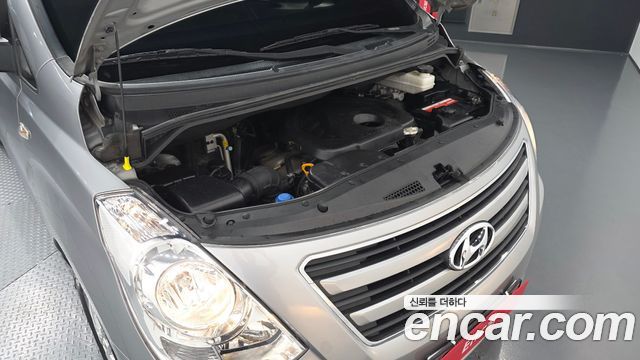 Hyundai Starex 2017 — photo 6