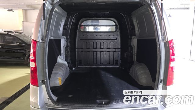 Hyundai Starex 2017 — photo 20