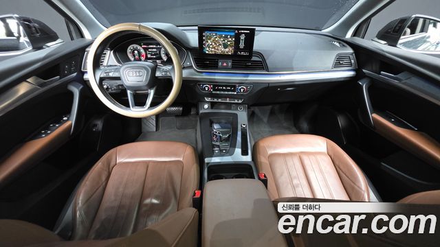Audi Q5 2021 — photo 10