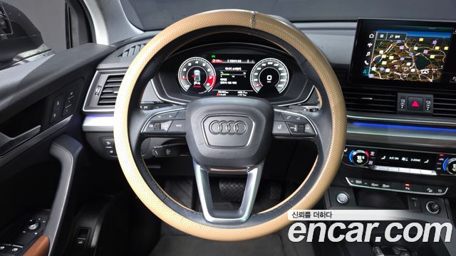 Audi Q5 2021 — photo 19