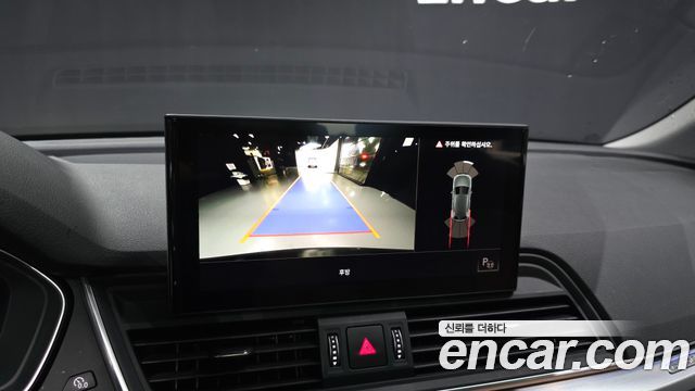 Audi Q5 2021 — photo 21