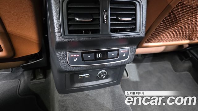 Audi Q5 2021 — photo 24