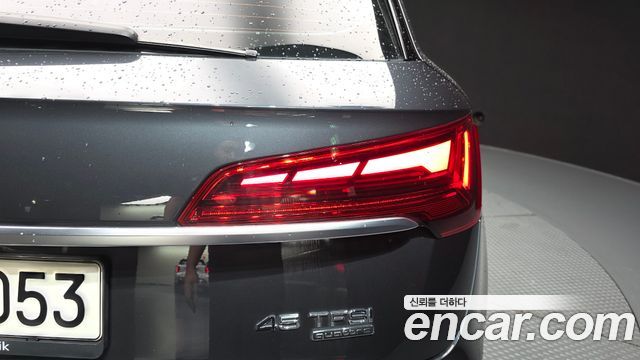 Audi Q5 2021 — photo 9