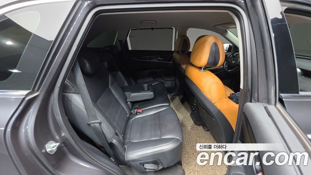 Kia Sorento 2015 — photo 24