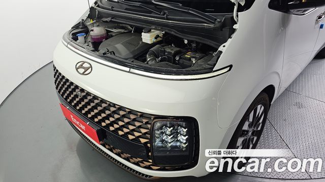 Hyundai Staria 2024 — photo 6