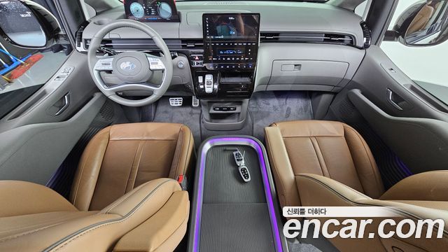 Hyundai Staria 2024 — photo 7
