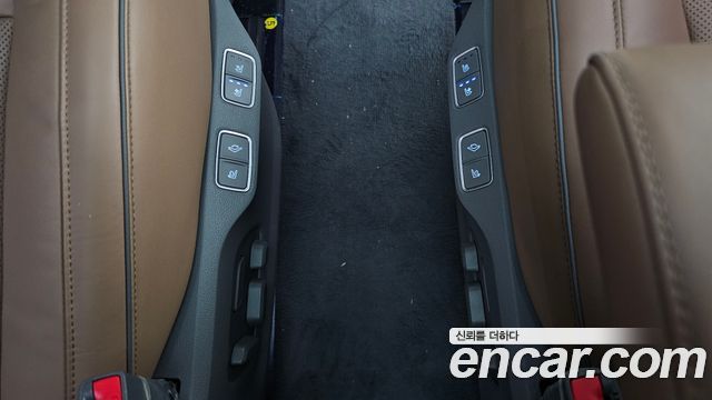 Hyundai Staria 2024 — photo 18