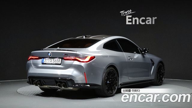 BMW M4 2024 — photo 2