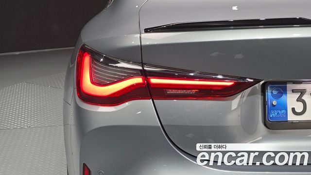 BMW M4 2024 — photo 9