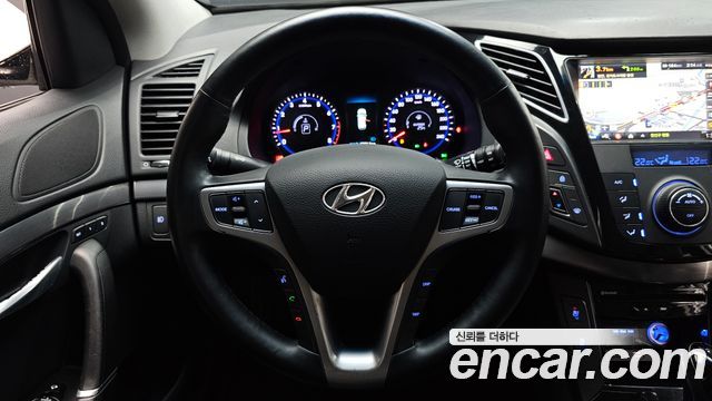 Hyundai i40 2014 — photo 12