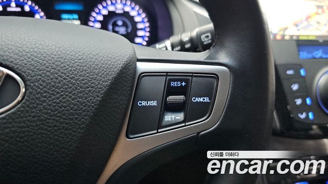 Hyundai i40 2014 — photo 16